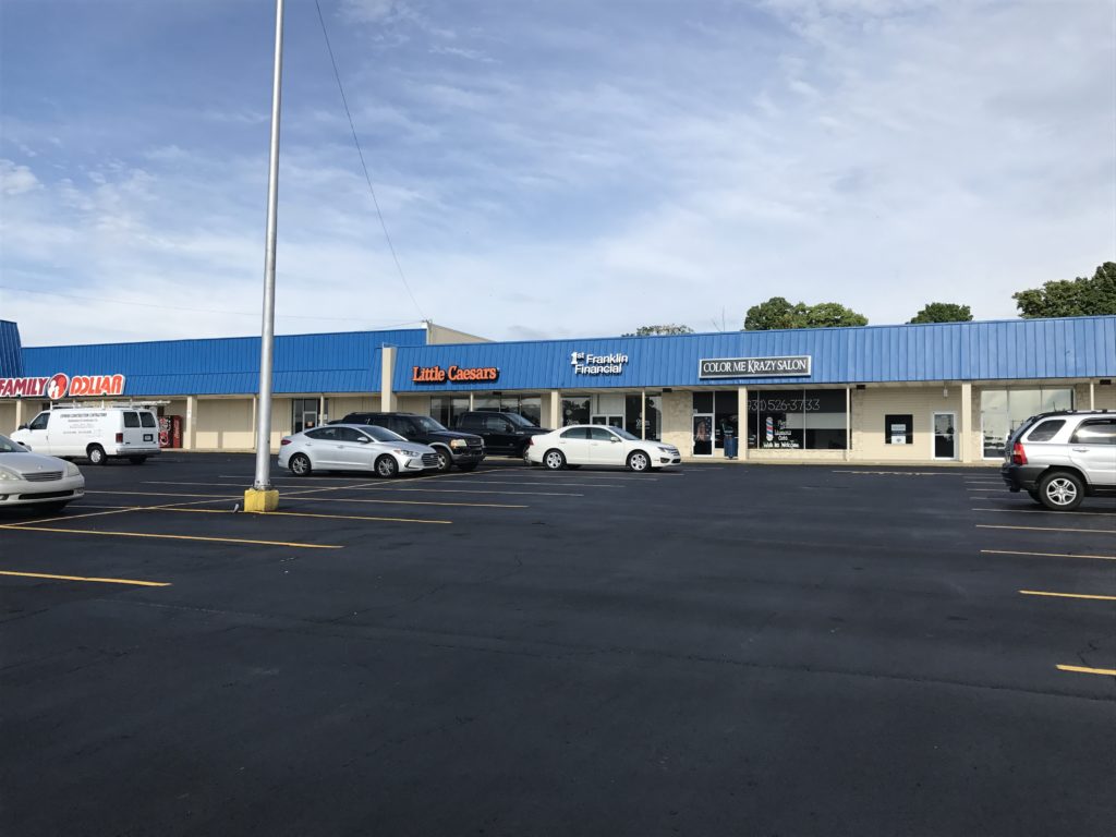 photo1-WILLOWTREEPLAZA